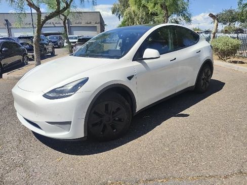 Used 2020 Tesla Model Y Long Range AWD/4WD image 8