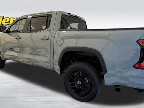Used 2026 Toyota Tundra Limited AWD/4WD image 2