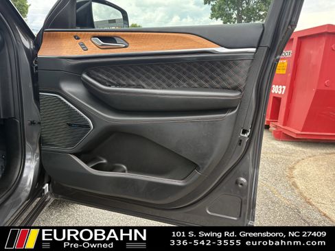 Used 2022 Jeep Grand Cherokee L Summit image 19