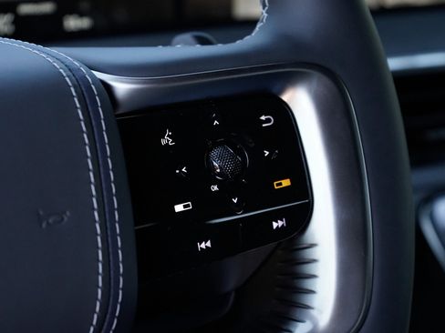 Certified 2026 INFINITI QX80 4WD image 17