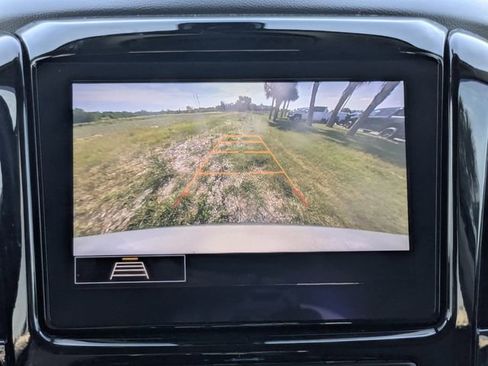 Used 2020 Chevrolet Traverse LT FWD image 27