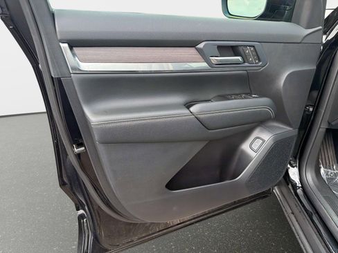 New 2026 GMC Terrain Denali AWD/4WD image 17
