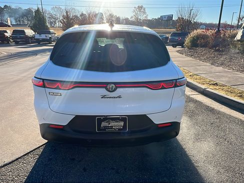 Used 2024 Alfa Romeo Tonale Sprint image 9