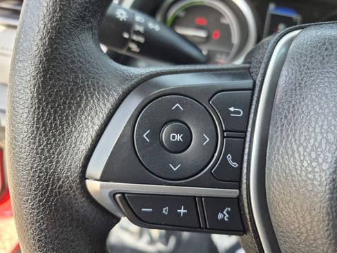 Used 2023 Toyota Camry LE image 28