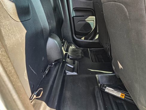 Certified 2022 Chevrolet Colorado LT w/ Fleet Safety Package image 35