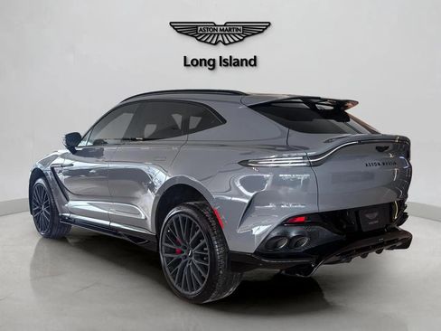 Used 2025 Aston Martin DBX 707 image 4