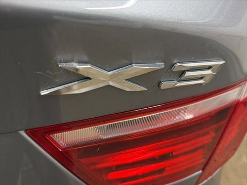 Used 2017 BMW X3 xDrive28i AWD/4WD image 8