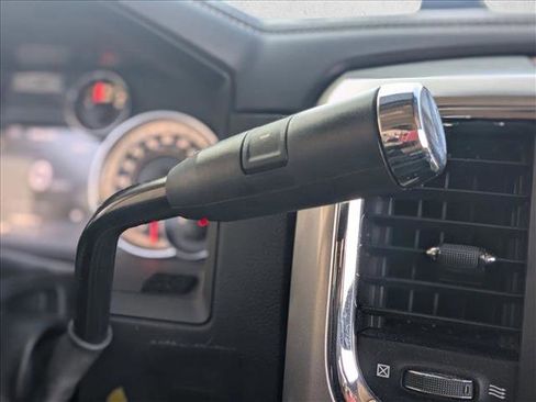 Used 2017 RAM 2500 Laramie w/ Protection Group image 12