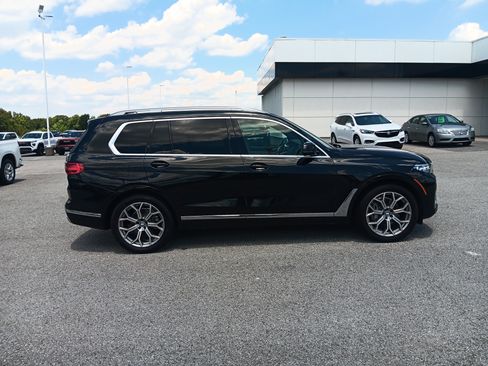Used 2021 BMW X7 xDrive40i w/ Premium Package AWD/4WD image 7