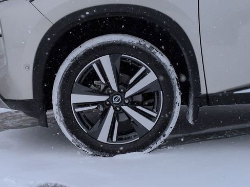 Used 2021 Nissan Rogue Platinum image 10