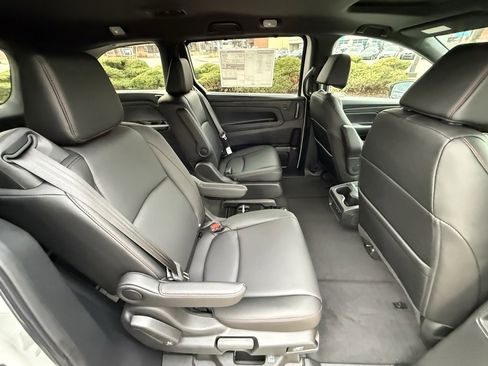 New 2026 Honda Odyssey Sport-L image 36