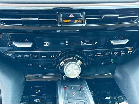 Used 2022 Acura MDX FWD w/ Technology Package image 37