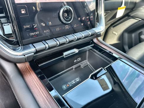 New 2026 GMC Yukon XL Denali w/ Sun & Power Step Package RWD image 27