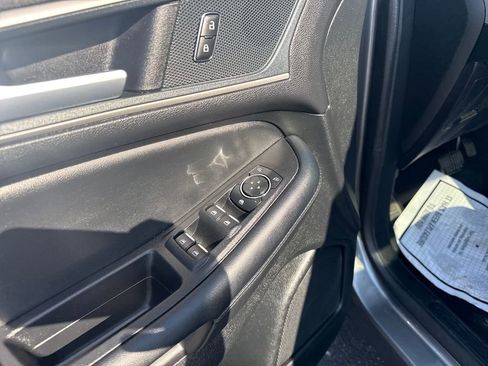 Used 2024 Ford Edge SEL w/ Convenience Package image 29