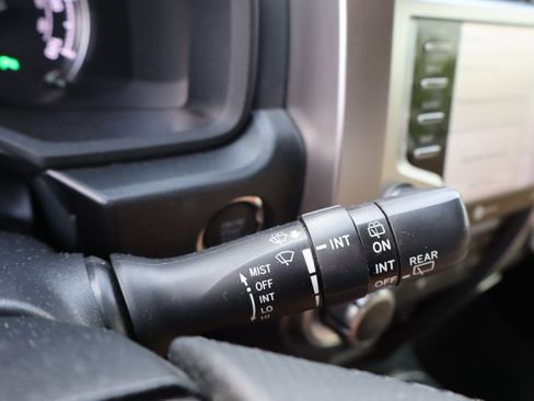 Used 2023 Toyota 4Runner Limited AWD/4WD image 25