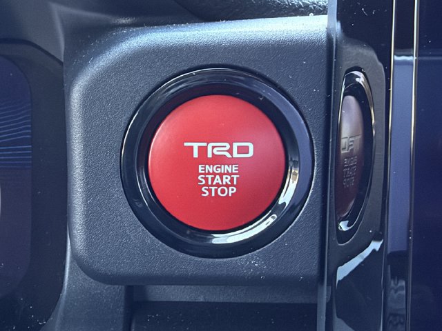 Used 2026 Toyota 4Runner TRD Off-Road Premium AWD/4WD image 19