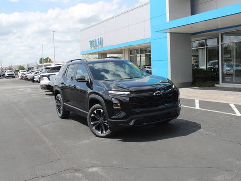 New 2026 Chevrolet Equinox RS FWD image 2