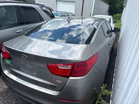 Used 2015 Kia Optima LX FWD image 3