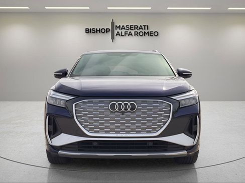 Used 2023 Audi Q4 e-tron Premium Plus image 3