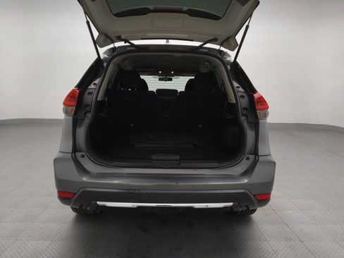 Used 2018 Nissan Rogue S image 29