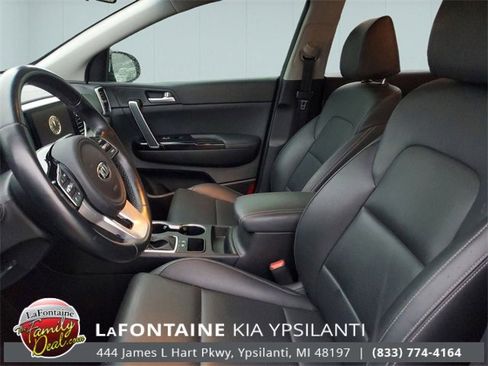 Used 2020 Kia Sportage EX image 10