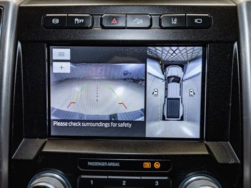 Used 2020 Ford F450 Platinum w/ FX4 Off-Road Package image 20