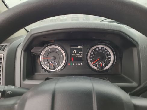 Used 2018 RAM 2500 Tradesman w/ Chrome Appearance Group image 26