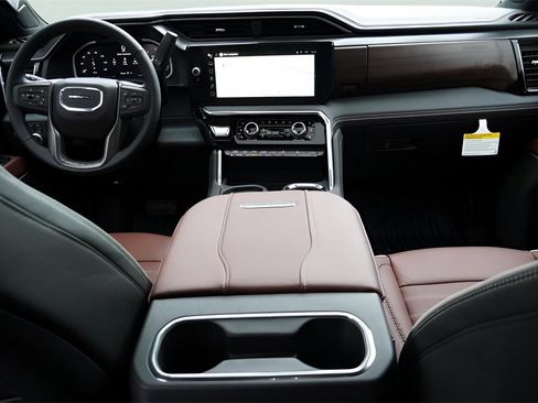 New 2026 GMC Sierra 2500 Denali Ultimate w/ Max Trailering Package image 32