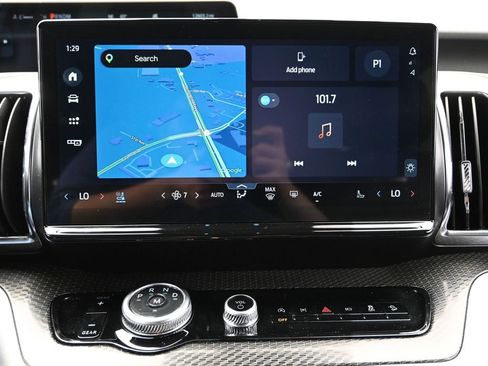 Used 2025 Ford Expedition Max Platinum w/ Stealth Appearance Package image 25