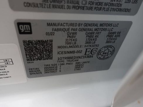 Used 2022 GMC Sierra 1500 SLE w/ X31 Off-Road Package image 19