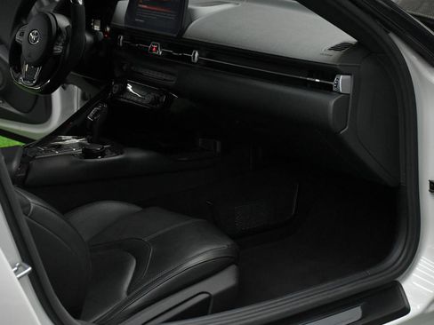 Used 2021 Toyota Supra Premium w/ Driver Assist Package image 39