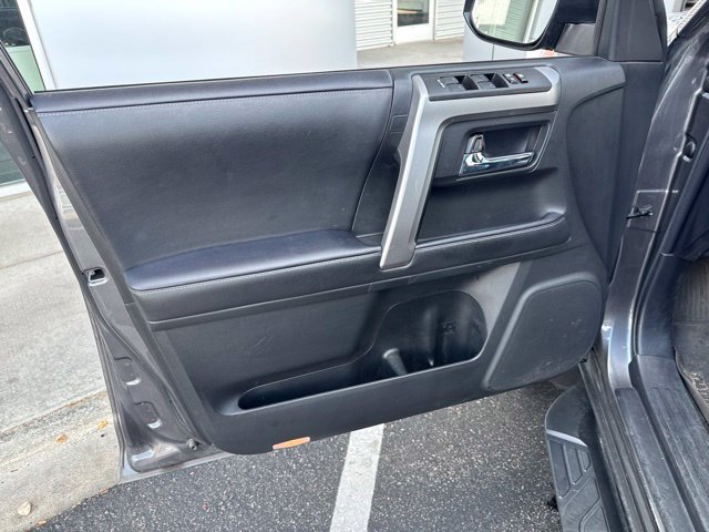 Used 2022 Toyota 4Runner SR5 Premium w/ Moonroof Package AWD/4WD image 6