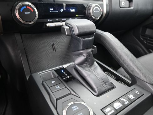 Used 2024 Toyota Tacoma SR5 image 15