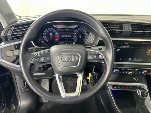 Used 2022 Audi Q3 2.0T Premium Plus w/ Premium Plus Package image 14
