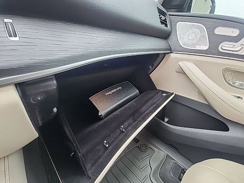 Used 2020 Mercedes-Benz GLE 350 4MATIC image 24