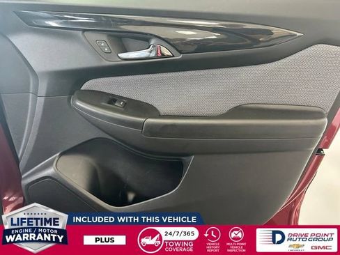 Used 2024 Chevrolet TrailBlazer LT w/ LT Cold Weather Package AWD/4WD image 24
