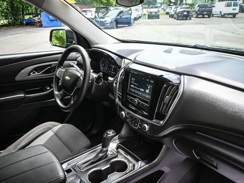 Used 2019 Chevrolet Traverse LS w/ LPO, Floor Liner Package AWD/4WD image 20
