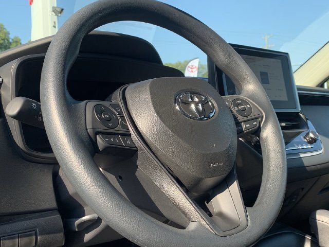 Used 2026 Toyota Corolla LE FWD image 19