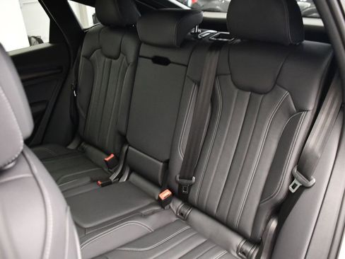 Used 2025 Audi Q5 2.0T Premium Plus w/ Premium Plus Package image 44