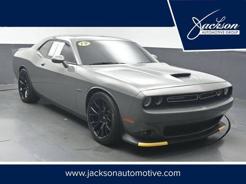 Used 2019 Dodge Challenger R/T w/ Performance Plus Package RWD image 1