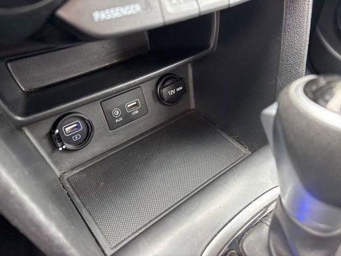 Used 2020 Hyundai Kona SE FWD image 24