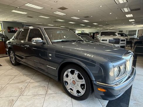 Used 2006 Bentley Arnage R RWD image 1