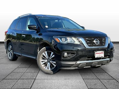 Used 2018 Nissan Pathfinder SV
