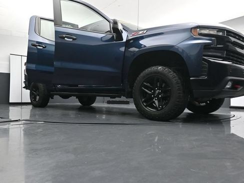 Used 2021 Chevrolet Silverado 1500 LT Trail Boss w/ Convenience Package II AWD/4WD image 30