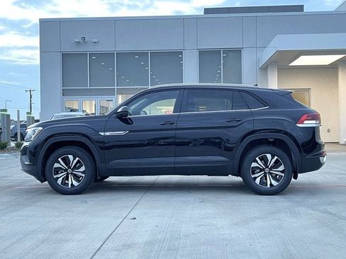 New 2026 Volkswagen Atlas Cross Sport SE image 3