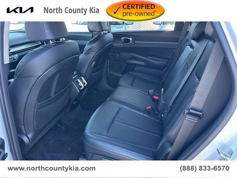 Certified 2025 Kia Sorento S image 17