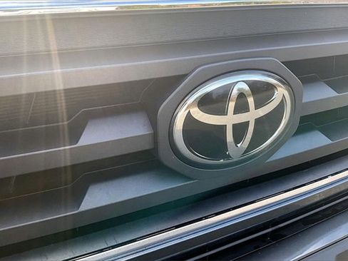 Used 2021 Toyota Tacoma SR5 image 28