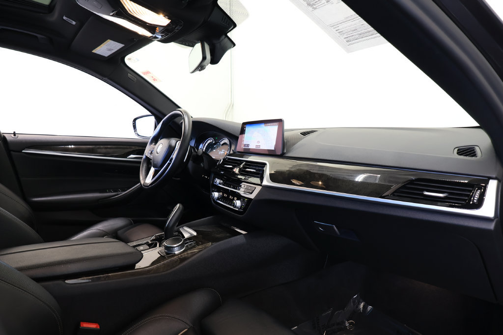 Used 2019 BMW 540i w/ Convenience Package RWD image 19