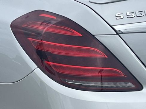 Used 2019 Mercedes-Benz S 560 Sedan image 10