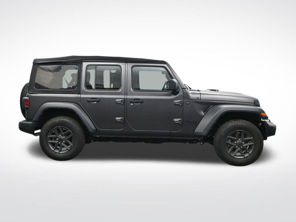 Used 2024 Jeep Wrangler Unlimited Sport AWD/4WD image 4